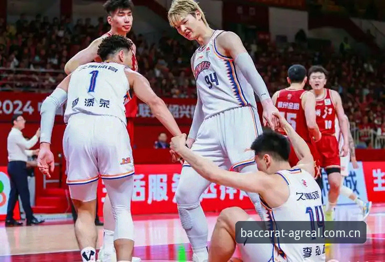CBA季后赛G4战术深度分析：上海男篮替补困境与百家乐式博弈